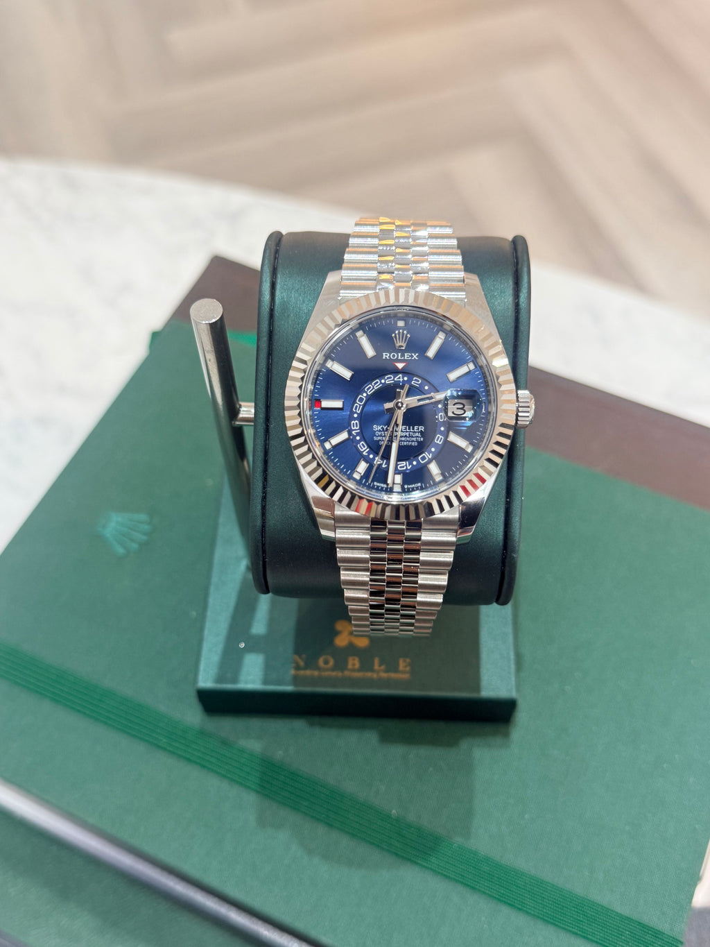 2026 Rolex Sky-Dweller 336934 – Bright Blue Dial – Jubilee Bracelet – Full Set
